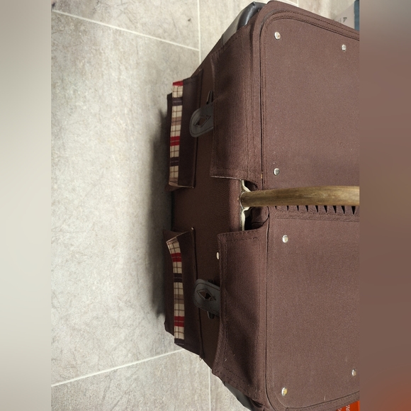 Picnic Time Picnic basket set- New with tags - Picture 3 of 7